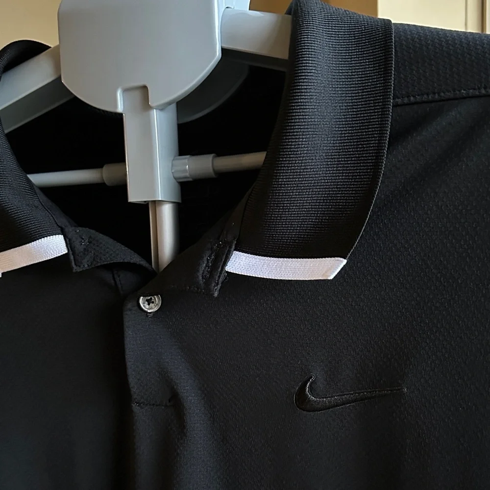 Nike Men's Black Polo Shirt with White Accents - Picture 3 of 7